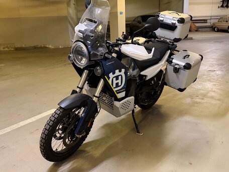 2025 Husqvarna Norden 901, голубой, 2200000 рублей, вид 5
