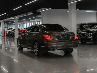 2014 Mercedes-Benz C-Класс 180 IV (W205), коричневый, 1950000 рублей, вид 4