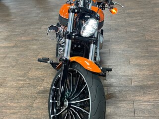 2023 Harley-Davidson Breakout, оранжевый, 2190000 рублей, вид 3