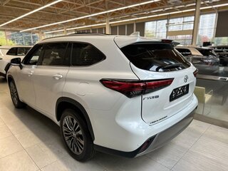 2026 Toyota Highlander IV (XU70), белый, 5199000 рублей, вид 4