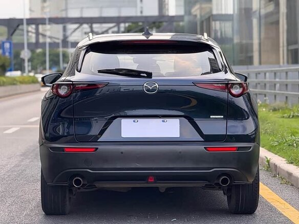2022 Mazda CX-30 I, серый - вид 5