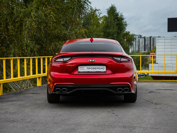 2018 Kia Stinger I, красный, 2020000 рублей - вид 4