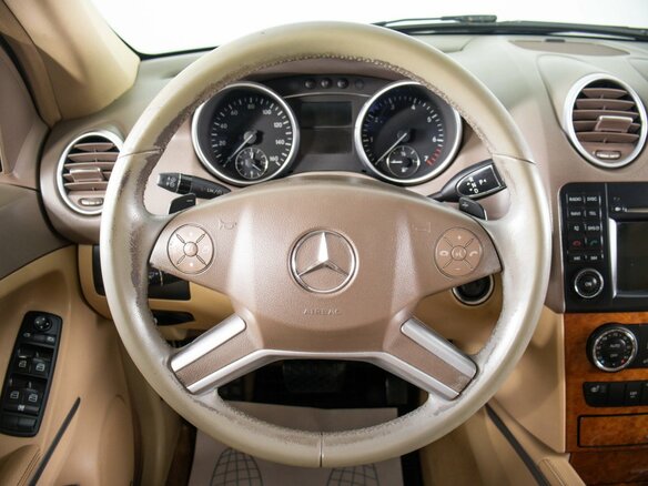 2009 Mercedes-Benz M-Класс 350 II (W164) Рестайлинг, чёрный, 1349000 рублей - вид 12