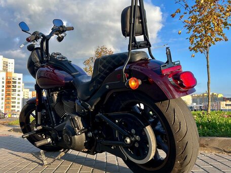 2020 Harley-Davidson Low Rider, пурпурный, 1146215 рублей, вид 5