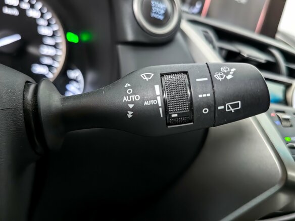 2020 Lexus NX 200 I Рестайлинг, белый, 2980000 рублей - вид 14