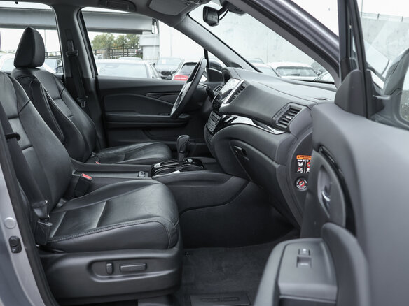 2018 Honda Pilot III, серебристый, 2878000 рублей - вид 33
