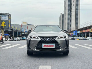 2023 Lexus UX 200 I, бежевый, 2335000 рублей, вид 2