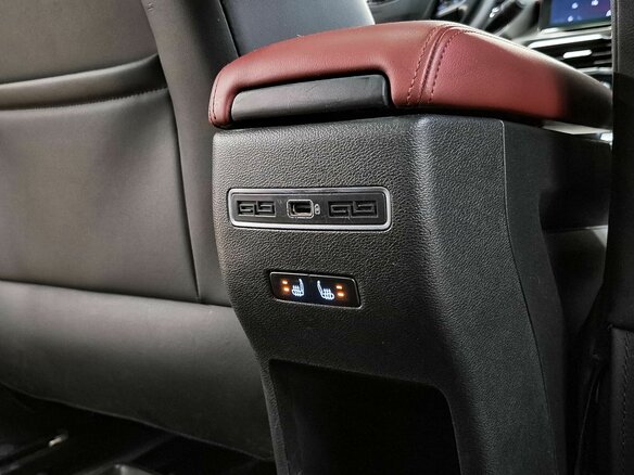 2022 Geely Coolray I, серебристый, 1299000 рублей - вид 19