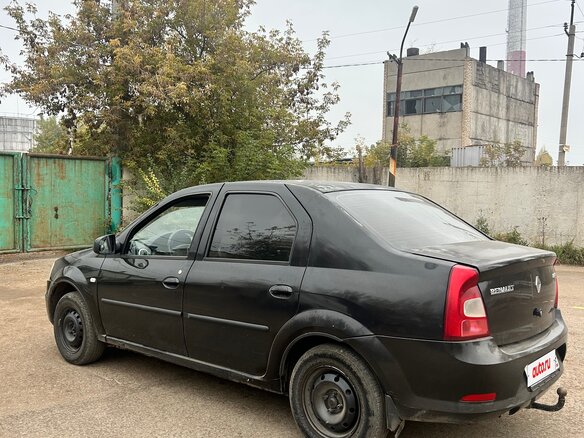 2013 Renault Logan I Рестайлинг, чёрный, 162000 рублей - вид 4