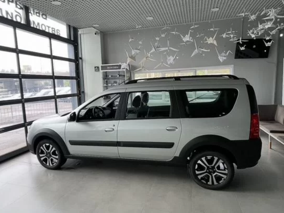2026 Lada (ВАЗ) Largus Cross I Рестайлинг, серебристый - вид 3