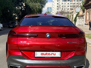 2020 BMW X6 30d III (G06), красный, 8900000 рублей, вид 5