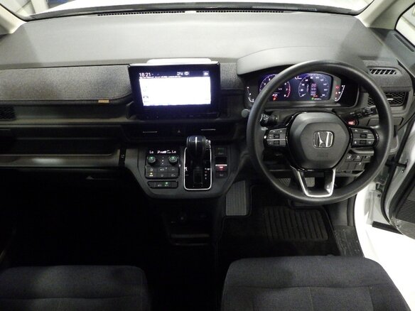 2023 Honda Stepwgn Spada VI, белый, 2289000 рублей - вид 4