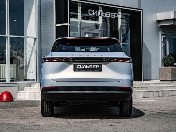 2026 Omoda C7, серебристый, 2909610 рублей - вид 3
