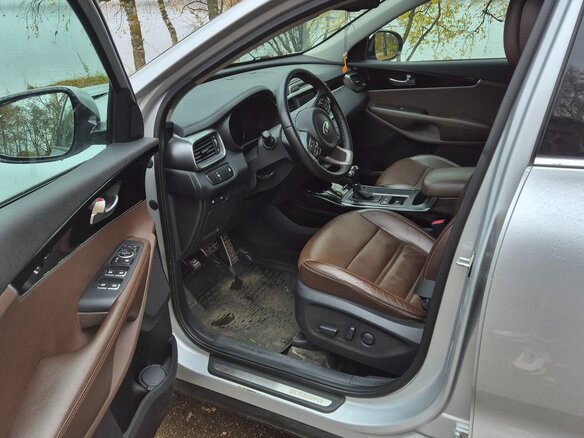 2017 Kia Sorento III Prime, серый, 2340000 рублей - вид 7