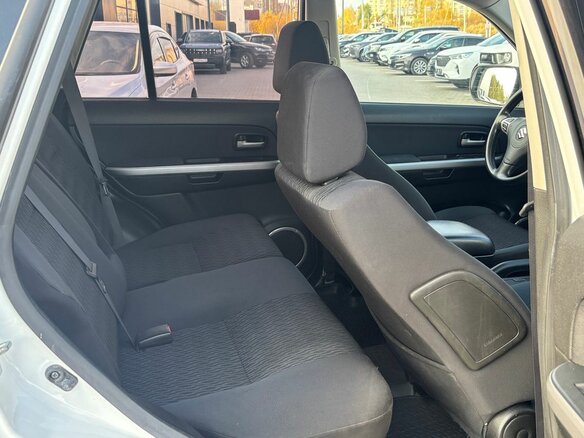 2014 Suzuki Grand Vitara II Рестайлинг 2, белый, 1350000 рублей - вид 24