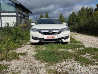 2017 Honda Accord IX Рестайлинг, белый, 2000000 рублей, вид 5