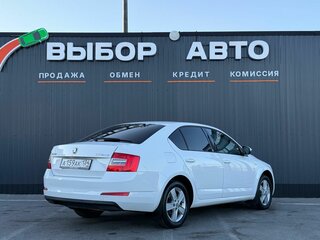 2013 Skoda Octavia III (A7), белый, 1399000 рублей, вид 2
