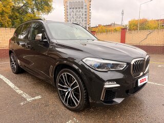 2019 BMW X5 M50d IV (G05/G18), чёрный, 8000000 рублей, вид 3