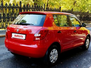 2014 Skoda Fabia II Рестайлинг, красный, 520000 рублей, вид 4