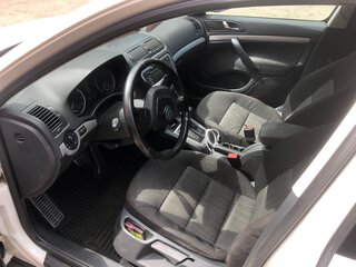 2010 Skoda Octavia DSG7 II (A5) Рестайлинг, белый, 620000 рублей, вид 5