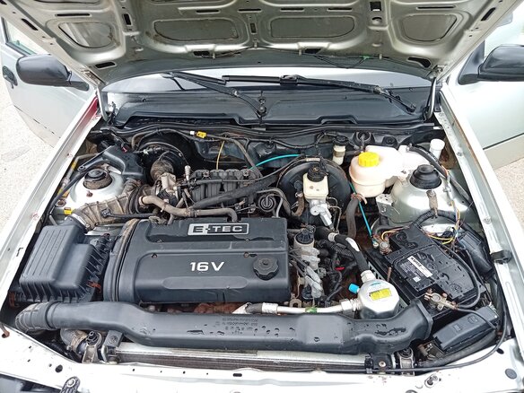 2010 Daewoo Nexia I Рестайлинг, серебристый, 120000 рублей - вид 16