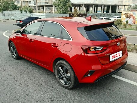 2018 Kia Ceed III, красный, 1750000 рублей, вид 4