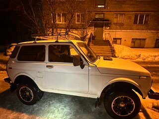 2005 Lada (ВАЗ) 2121 (4x4) I Рестайлинг, белый, 285000 рублей, вид 4