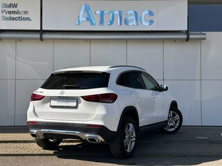 2020 Mercedes-Benz GLA 200 II (H247), белый, 2790000 рублей, вид 2