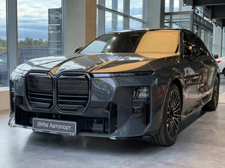 BMW 7 серии 740 xDrive VII (G70) Рестайлинг