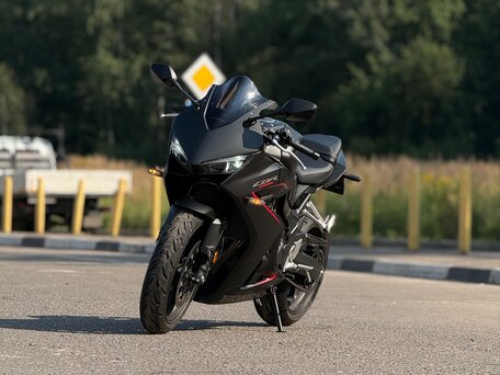 2024 Honda CBR 650R, чёрный, 1100000 рублей, вид 2