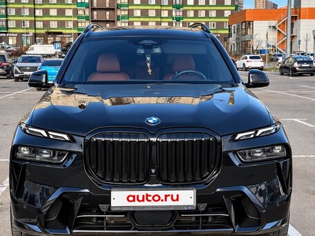 2023 BMW X7 40i I (G07) Рестайлинг, чёрный, 16500000 рублей, вид 3