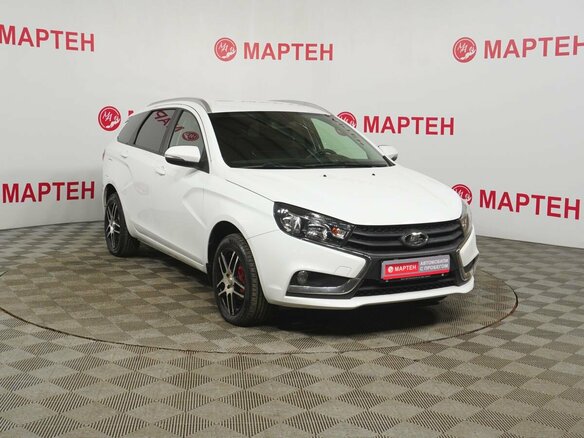 2018 Lada (ВАЗ) Vesta SW I, белый, 937000 рублей - вид 1