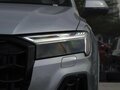 2025 Audi Q7 55 TFSI II (4M) Рестайлинг 2, серебристый, 13026000 рублей - вид 2