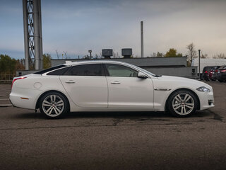2018 Jaguar XJ Long IV (X351) Рестайлинг, белый, 3450000 рублей, вид 4