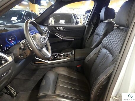 2025 BMW X7 40d I (G07) Рестайлинг, серый, 13700000 рублей, вид 4