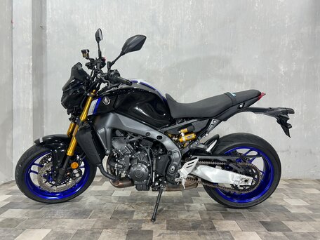 2021 Yamaha MT-09 (FZ-09), чёрный, 1065000 рублей, вид 2