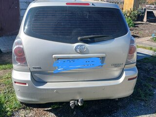 2006 Toyota Corolla Verso I Рестайлинг, серебристый, 700000 рублей, вид 3