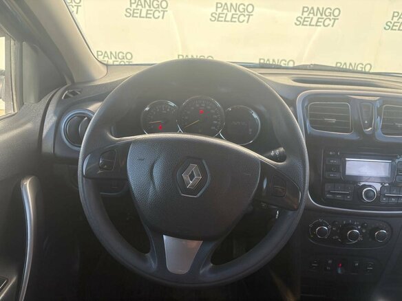 2017 Renault Logan II, синий, 480000 рублей - вид 16