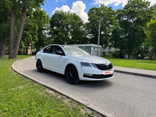 2019 Skoda Octavia III (A7) Рестайлинг, белый, 1950000 рублей, вид 2