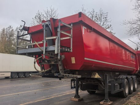 2019 Schmitz Cargobull 9084, чёрный, 3000000 рублей, вид 2