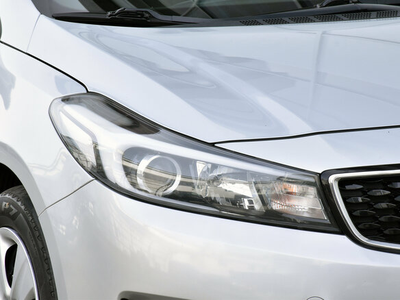 2019 Kia Cerato III Рестайлинг (Classic), серебристый, 1450000 рублей - вид 4