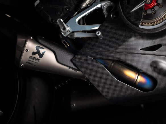 2021 Ducati Panigale V4, красный, 13000000 рублей - вид 8