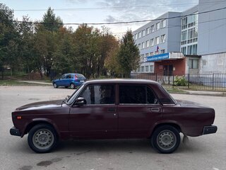 2011 Lada (ВАЗ) 2107, пурпурный, 135000 рублей, вид 4