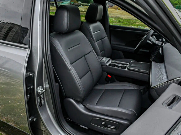 2026 Toyota bZ3X 58.3 kWh, серый, 2710000 рублей - вид 14