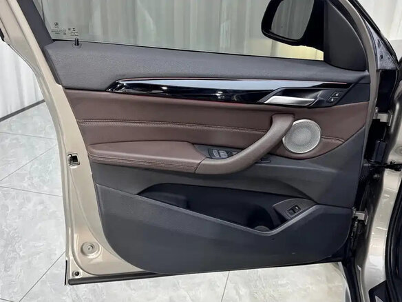 2022 BMW X1 Long 20Li sDrive II (F48) Рестайлинг, серебристый, 1660020 рублей - вид 11