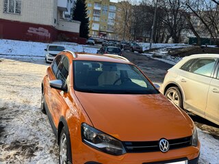 2012 Volkswagen Polo Cross V, оранжевый, 950000 рублей, вид 4