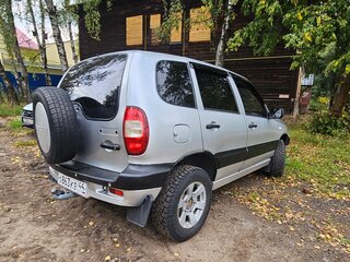 2006 Chevrolet Niva I, серебристый, 350000 рублей, вид 5