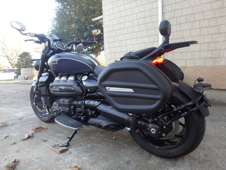 2024 Triumph Rocket III, чёрный, 2800000 рублей, вид 5