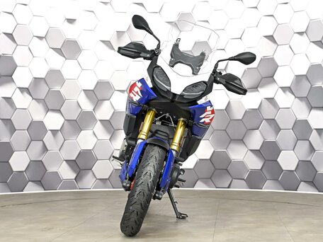 2025 BMW F 900 XR, белый, 1277000 рублей, вид 5