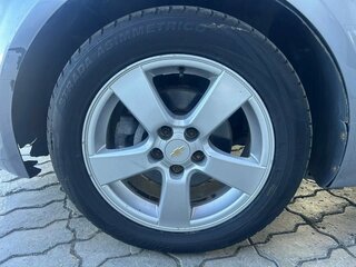 2012 Chevrolet Aveo II, серый, 480000 рублей, вид 4